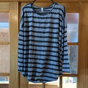 Women’s Twenty Ten Gray Black Striped Crewneck Relaxed Long Sleeve Top Sweater L